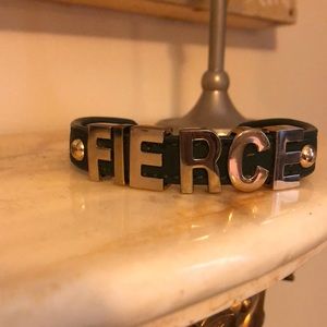 BCBG Fierce bracelet